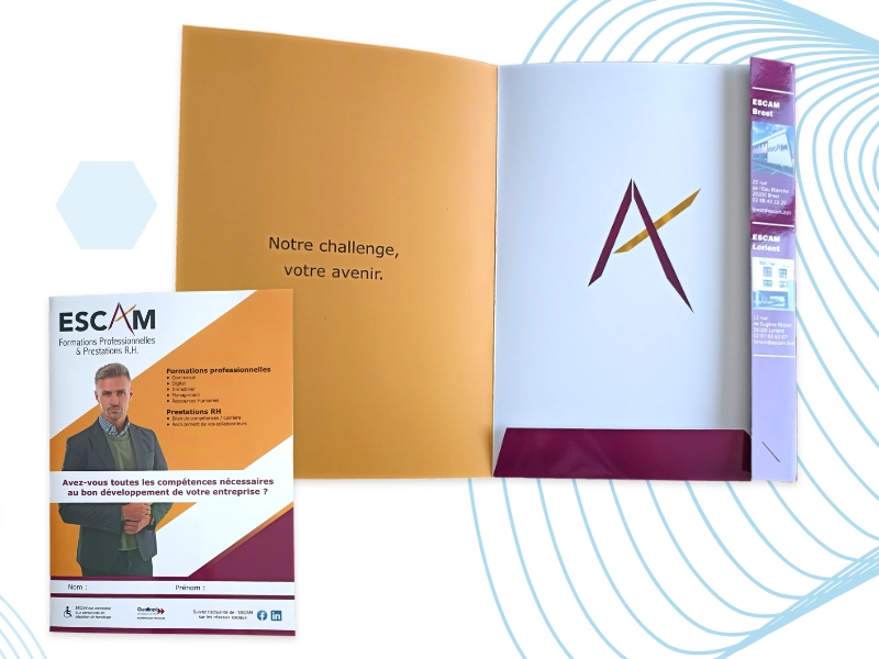 Création d'une pochette cartonnée qui sera remise aux participants de la formation ou lors de rencontre avec des professionnels